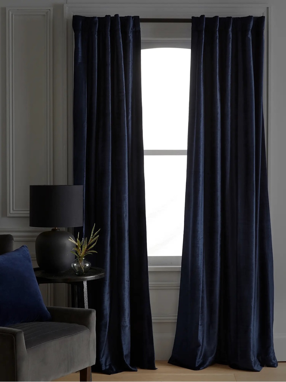 NWT QUINCE 1 48x96 Luster Velvet True Blackout Curtain Navy 9345